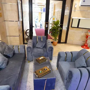 Hotel Cube, Dubái