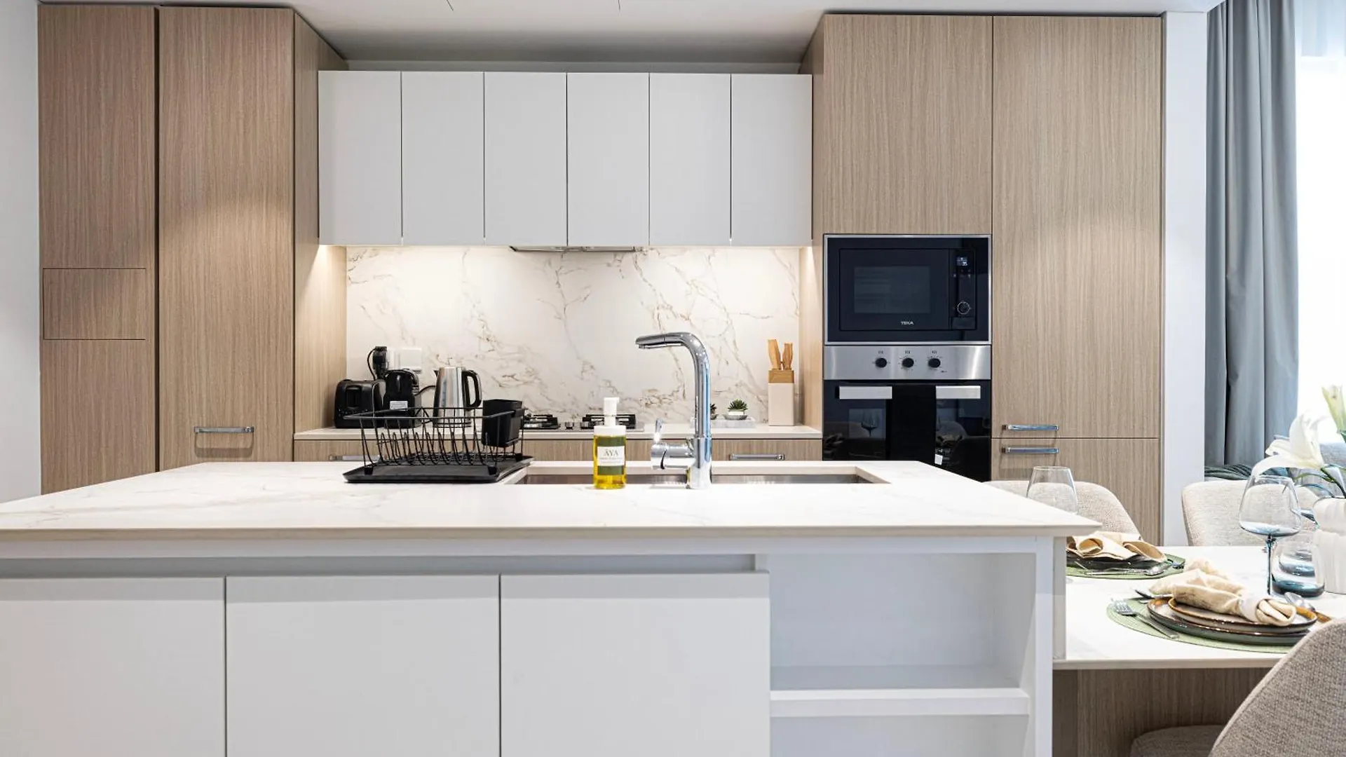 High-End 1Br-Panoramic Views, Pool With Burj Khalifa View, Padel & Rooftop Bbq Experience Dubai